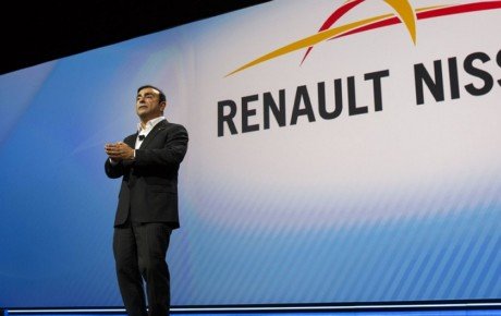 احتمال برکناری گوسن از رنو