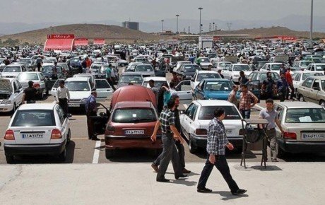 بازار خودرو در انتظار قیمت‌های جدید