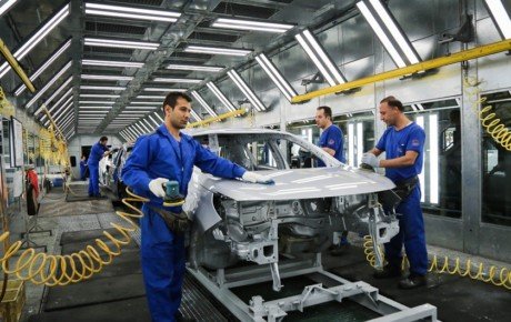 مردم نگران تحویل خودروهای پیش فروش شده نباشند