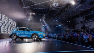 آغاز فروش اولین خودروی تمام الکتریکی آئودی با قیمت پایه 71 هزار پوندی + تصاویر