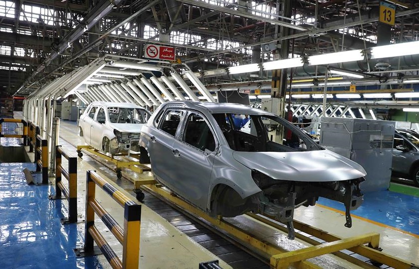 کاهش 39 درصدی تولید ایران خودرو
