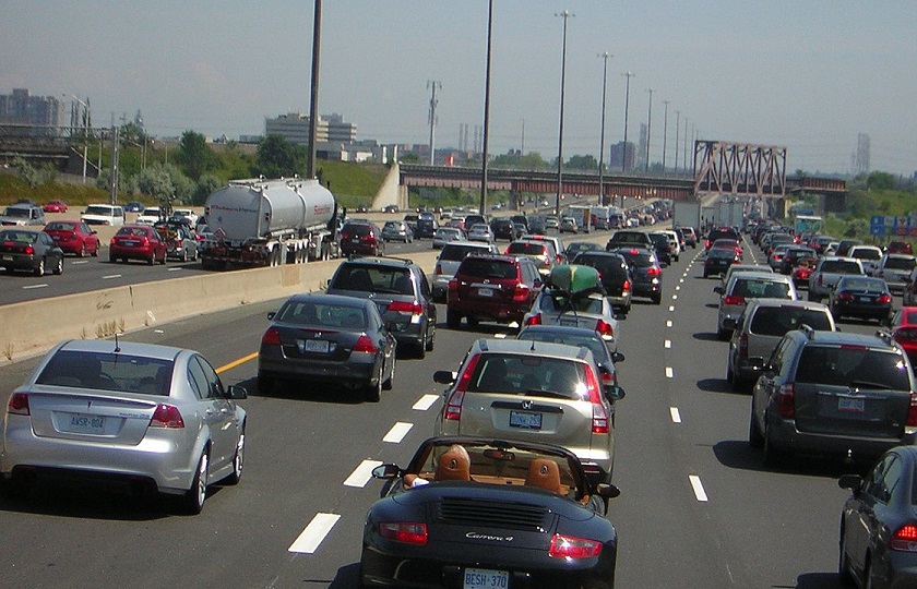 احتمال کاهش 3.5 درصدی فروش خودرو در آمریکا