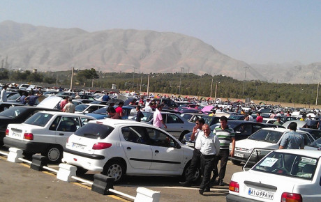 آزادسازی قیمت خودرو خطراتی را به دنبال دارد اما باید انجام شود