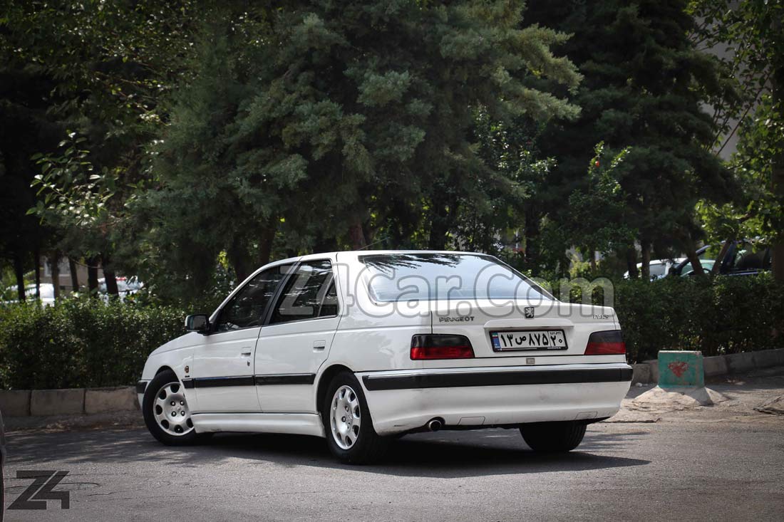 نمای عقب پژو پارس اتوماتیک pars auto tu5