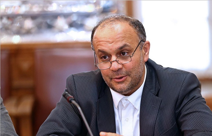 نشست سران قوا در مورد آزادسازی واردات خودرو