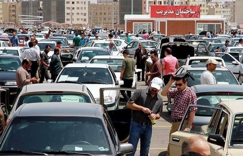 وزیر صنعت امروز در خصوص شرایط بازار خودرو گزارش خواهد داد