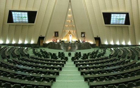 بررسی طرح ساماندهی خودرو در مجلس کلید خورد
