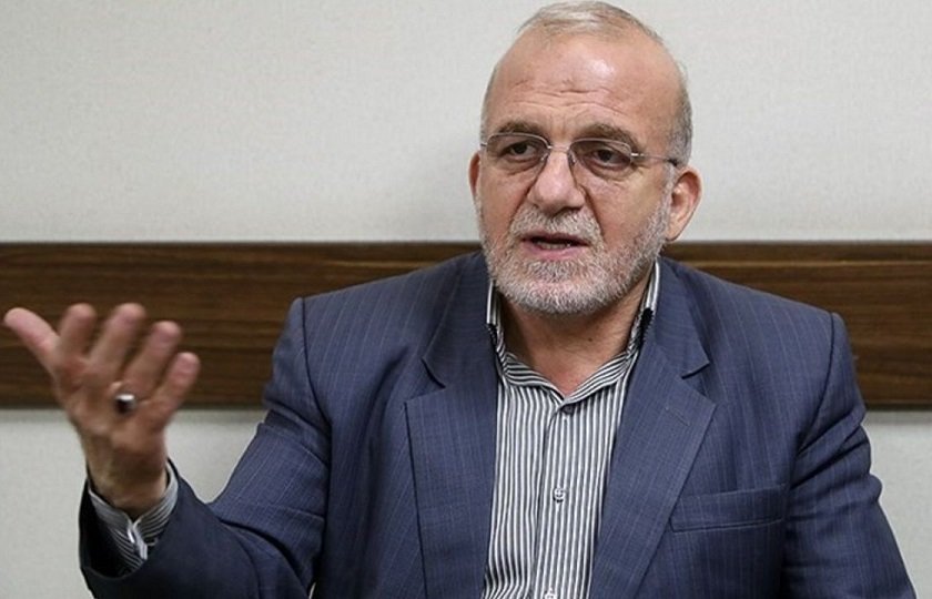 قیمت خودرو را دلالان به بازار تحمیل کرده‌اند
