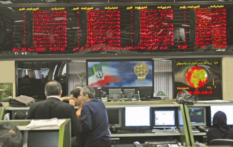 آیا زیان و بدهی خودروسازان از جذابیت خرید سهام این گروه‌ها می‌کاهد؟