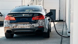 رونمایی از پروژه سری 5 الکتریکی 711 اسب بخاری بی ام و + تصاویر