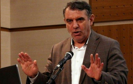 واگذاری خودروسازان به بخش خصوصی فعلاً منتفی است
