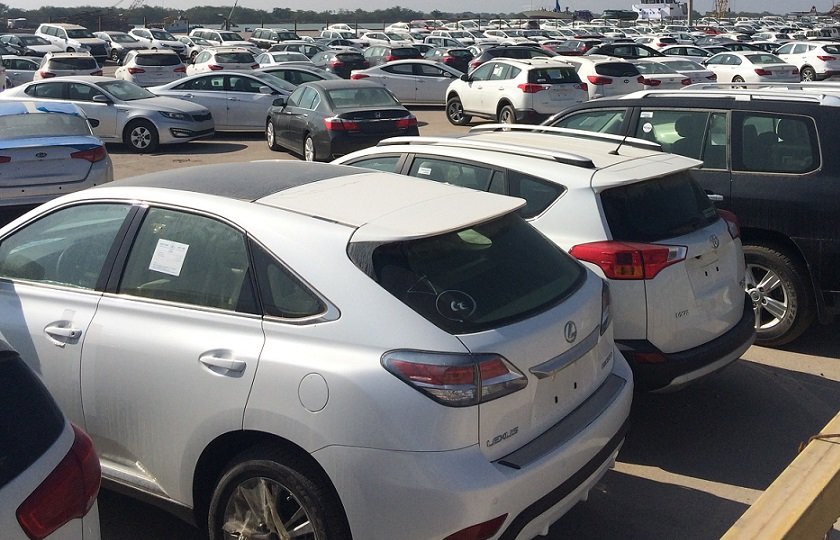 فعلاً ترخیص خودروهای وارداتی را فراموش کنید!