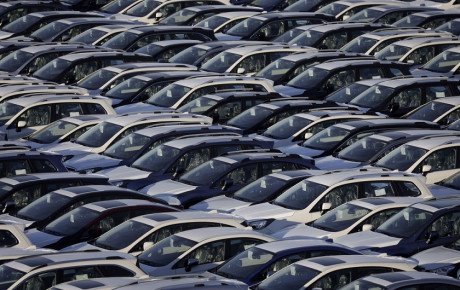 واردات خودروهای تمام هیبریدی با تعرفه صفر دخالت در کار دولت است