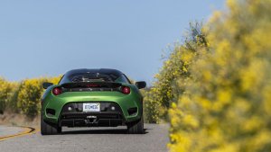 لوتوس از قویترین خودروی جادهای خود رونمایی کرد + تصاویر