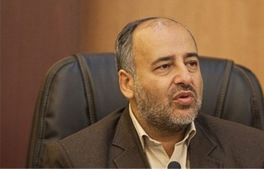 خودروسازان باید با فروش اموال مازاد مطالبات قطعه سازان را پرداخت نمایند