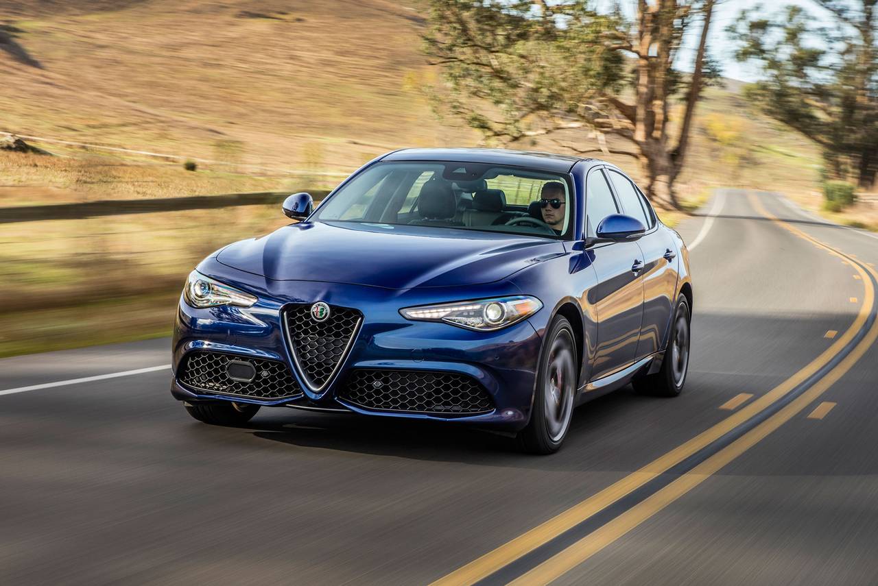 آلفارومئو جولیا