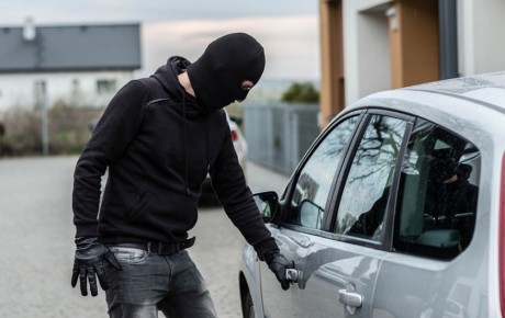برداشتی از سرقت یک خودرو