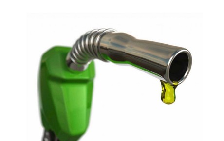 بنزین معمولی چه بلایی سر خودرو می‌آورد؟