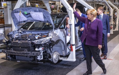 برنامه دولت آلمان برای افزایش یارانه خودروهای الکتریکی