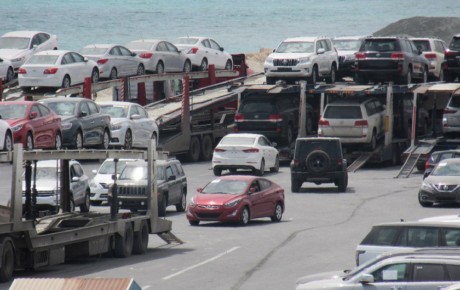 ترانزیت ۱۰۶ هزار خودرو از بندرلنگه به آسیای میانه
