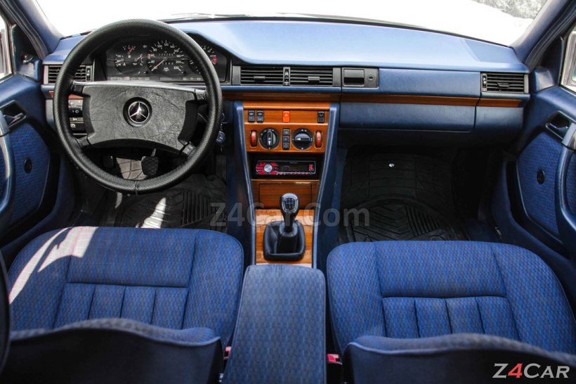 نمای داخلی بنز W124