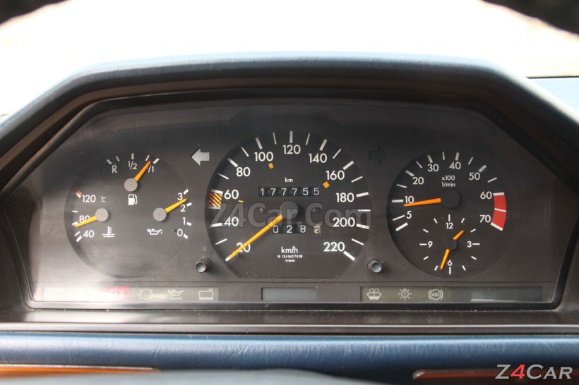 صفحه آمپر و کیلومترشمار بنز W124
