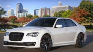 کرایسلر 300 مدل 2020 با تجهیزات جدید به بازار میآید