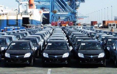 ترخیص خودروهای وارداتی با پرداخت ۴۰ درصد سود بازرگانی