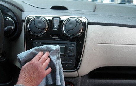خطرات نگهداری مواد ضد عفونی در خودرو