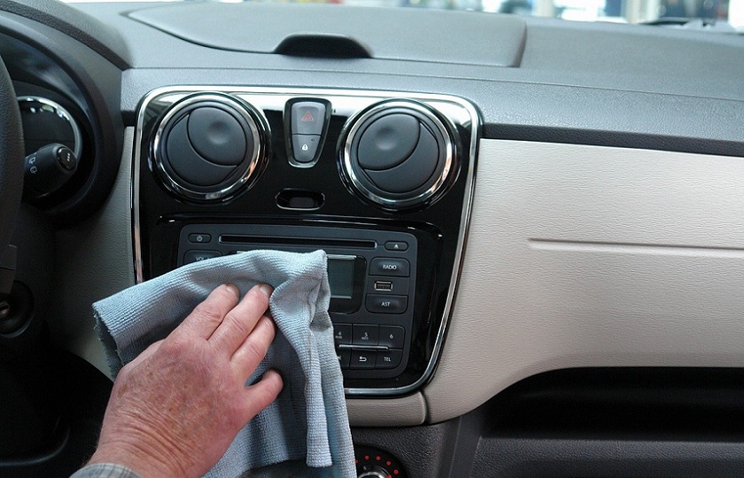 خطرات نگهداری مواد ضد عفونی در خودرو
