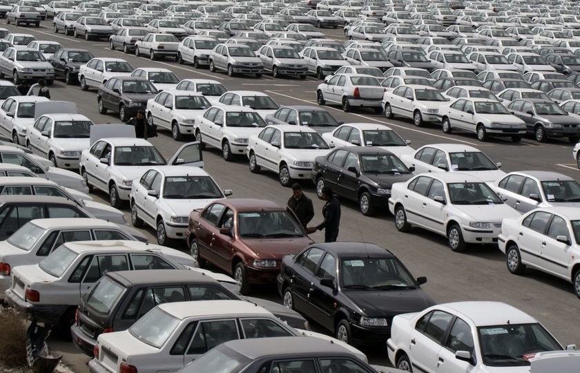 اعلام قیمت جدید خودروها با ستاد تنظیم بازار است