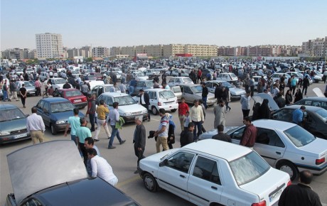 بازار در انتظار تعیین تکلیف قیمت خودرو