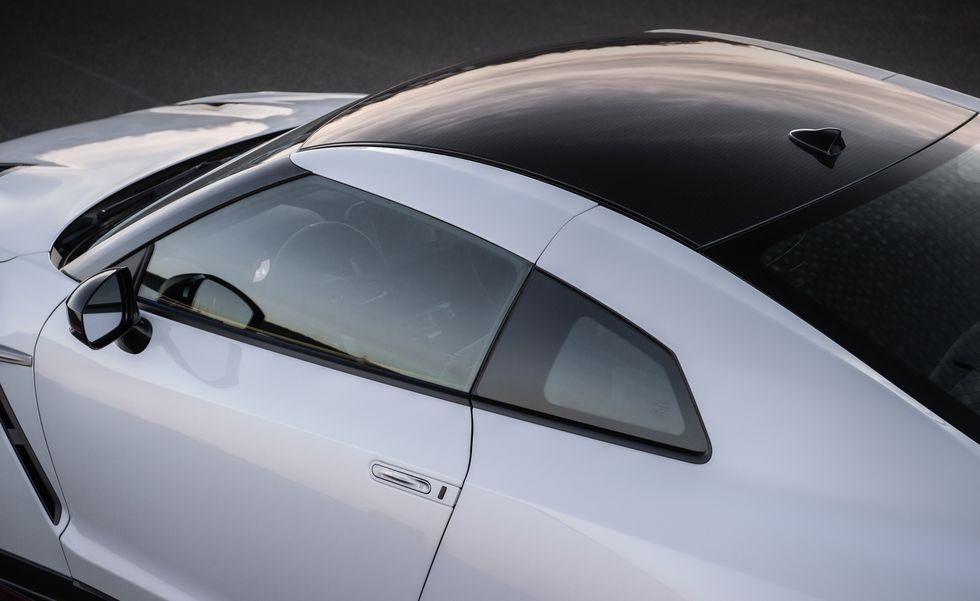 نیسان جی تی آر 2021