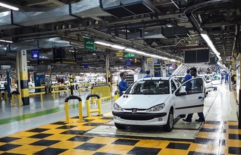 ایران خودرو رکورد دار تولید در کشور