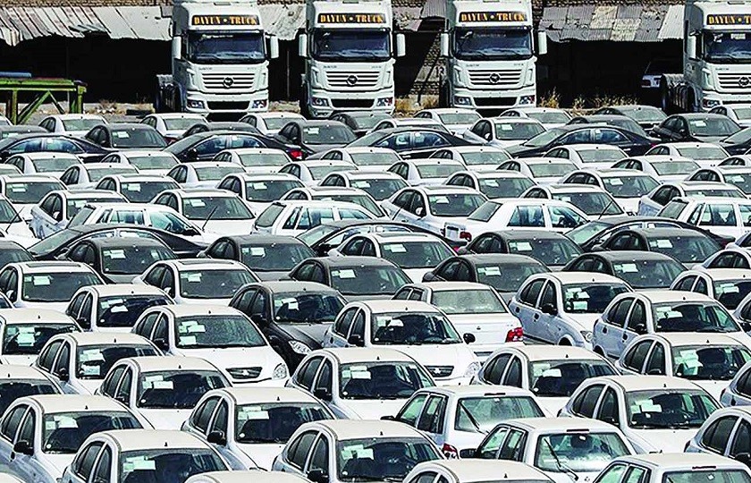 عرضه خودرو در بورس به ضرر دلالان است