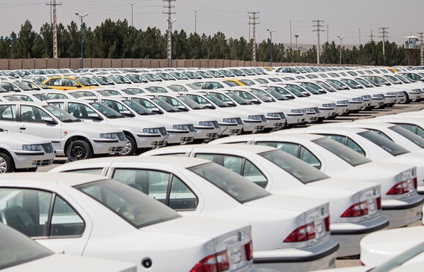 مخالفت شورای رقابت با تعیین قیمت خودرو در حاشیه بازار و بورس