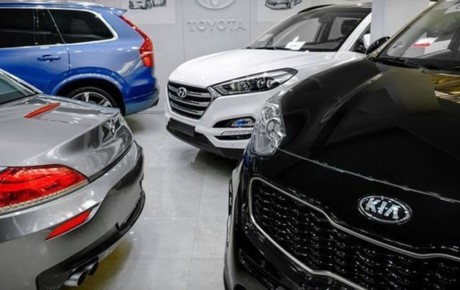 کاهش ۳۰ درصدی قیمت خودروهای خارجی