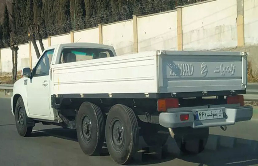 مشاهده تست فنی خودروی 6 چرخ سایپا در خیابانهای تهران