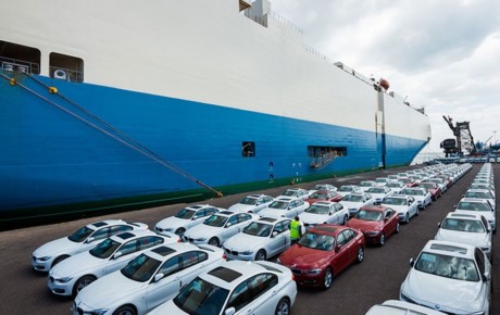 مخالفت مجلس با واردات خودروهای خارجی