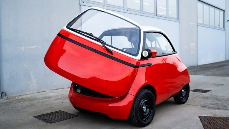 میکرولینو، خودروساز کوچک سوییسی از ماشینی الکتریکی رونمایی کرده که می‌گوید راه حل ایده‌آل برای سفرهای شهری است.
