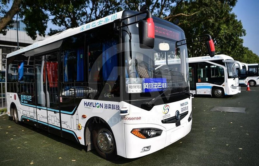 استفاده آزمایشی از اتوبوس‌های خودران در چین