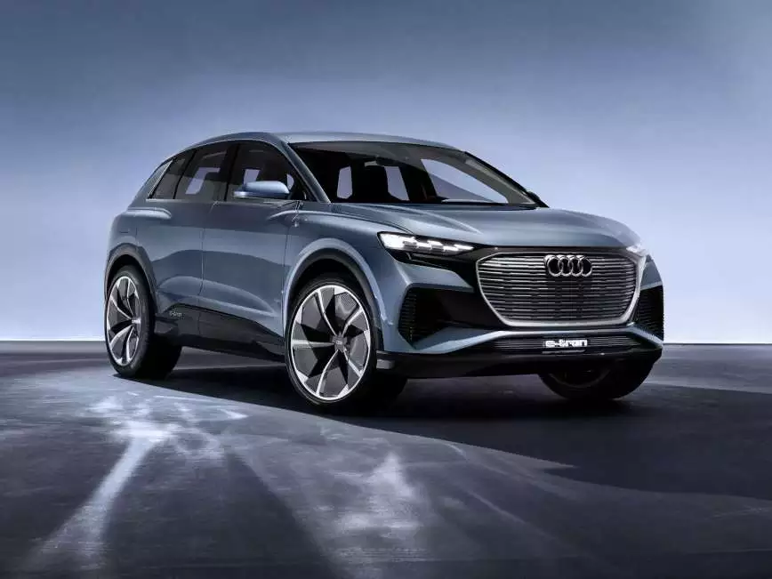  آئودی Q4 e-tron