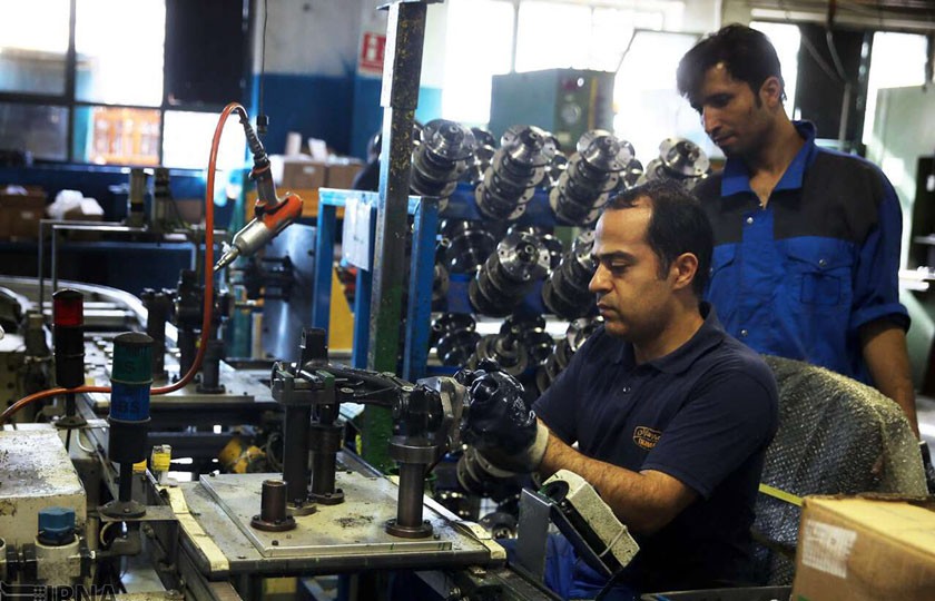 طلب میلیاردی قطعه‌سازان از خودروسازان