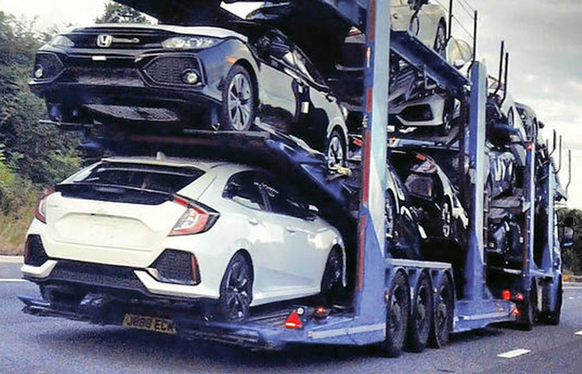 فراز و نشیب خودروهای دپویی در گمرک