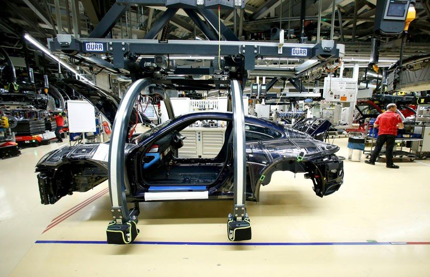 درخواست خودروسازان ، آزادسازی قیمت ها و  آزاد شدن واردات خودرو