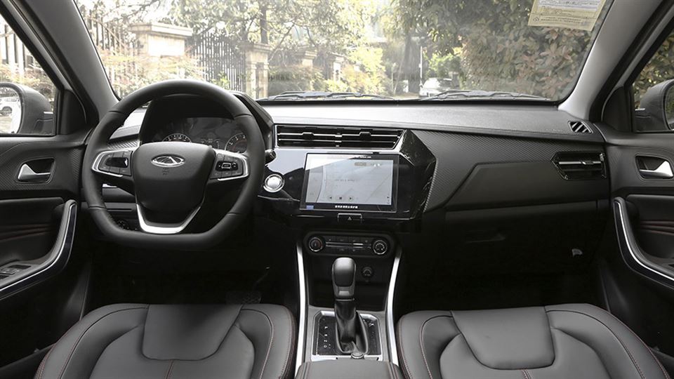 نمای داخل ام وی ام x22