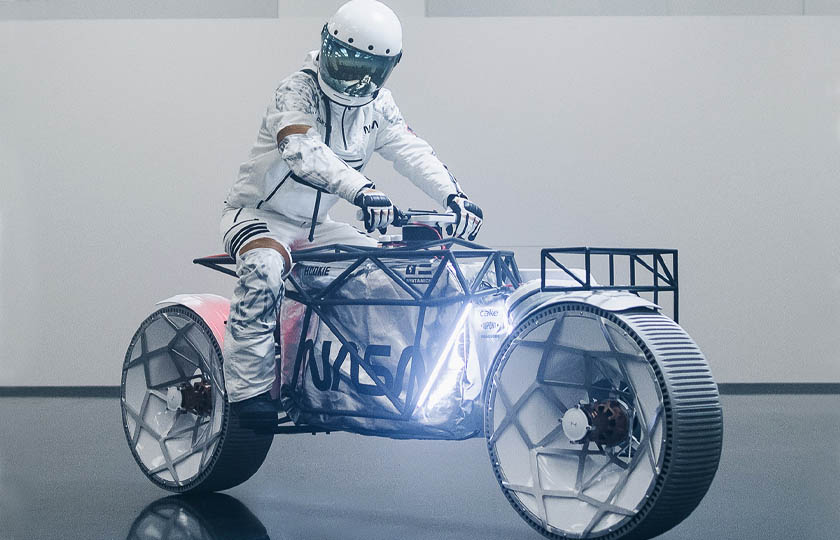 ساخت اولین موتورسیکلت مخصوص کره ماه