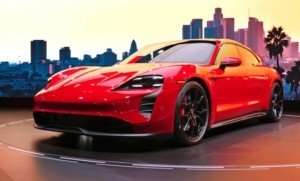 پورشه تایکان GTS اسپرت گرنتوریسمو 2022