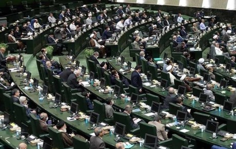 عدم توافق‌ مجلس و دولت بر سر خودرو