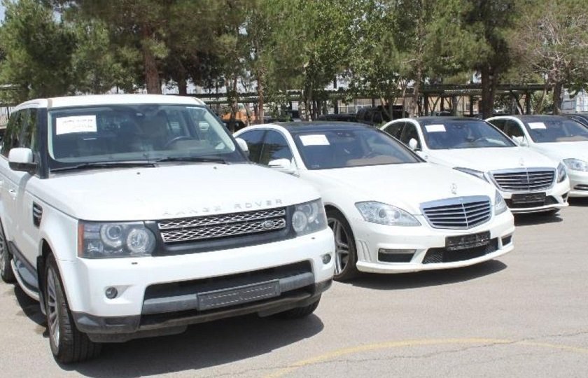 عرضه خودرو‌های سازمان اموال تملیکی در بورس کالا